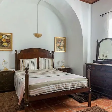 Solar Da Rosa & Solar Da Tirosa Villa