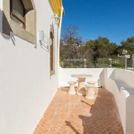 Solar Da Rosa & Solar Da Tirosa Villa