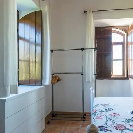 Solar Da Rosa & Solar Da Tirosa Villa